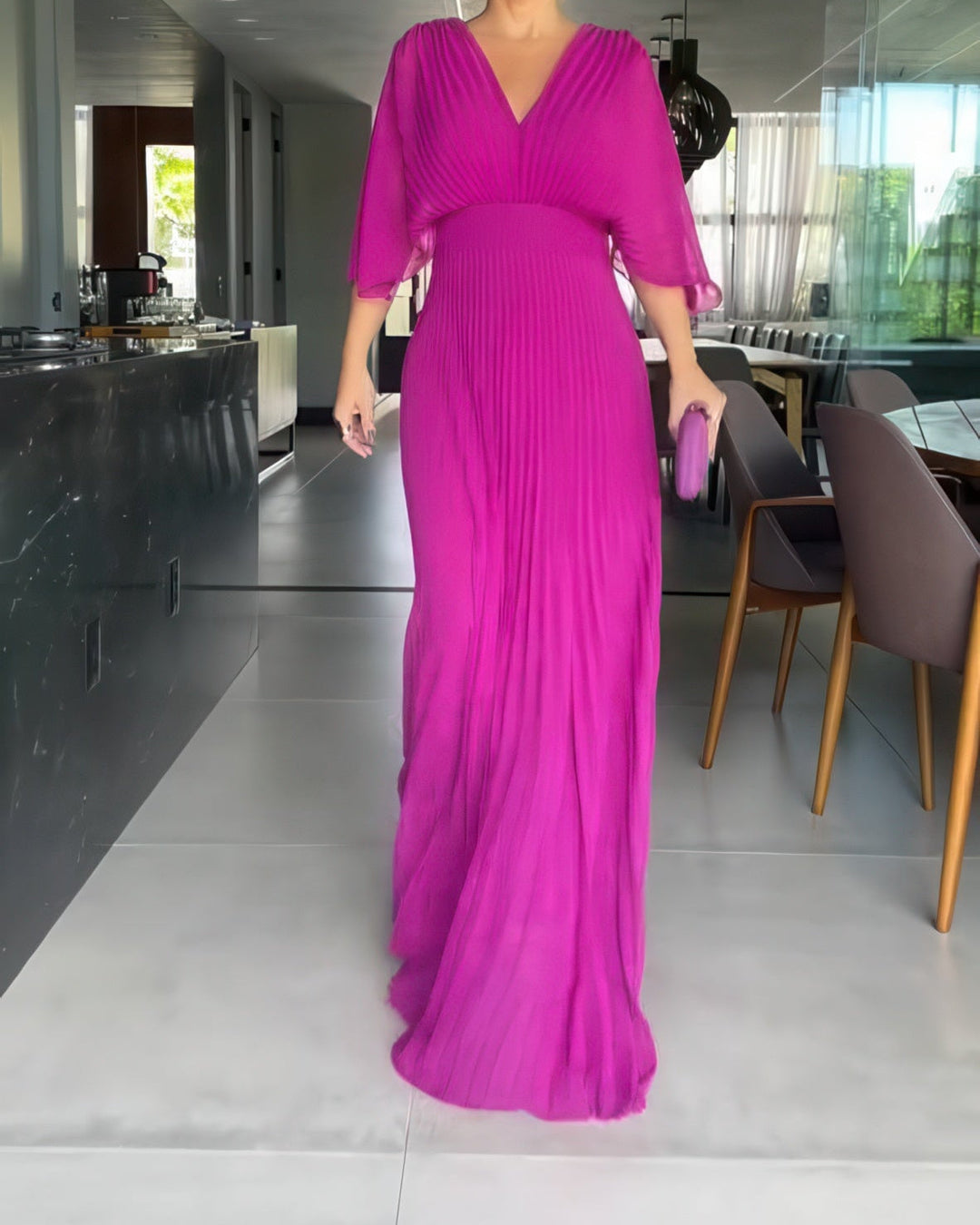 Athena™ - Elegantes Plissee-Maxikleid mit V-Ausschnitt