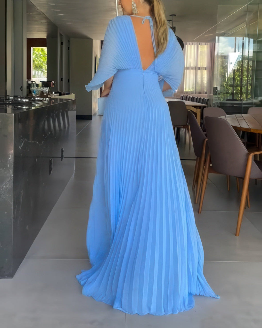 Athena™ - Elegantes Plissee-Maxikleid mit V-Ausschnitt